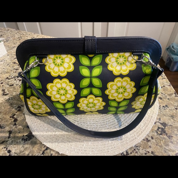 Petunia Pickle Bottom Diaper Pad Purse - Picture 4 of 12